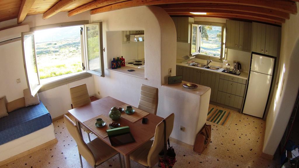 Arokaria Hideaway Suites Krotiri Oda fotoğraf